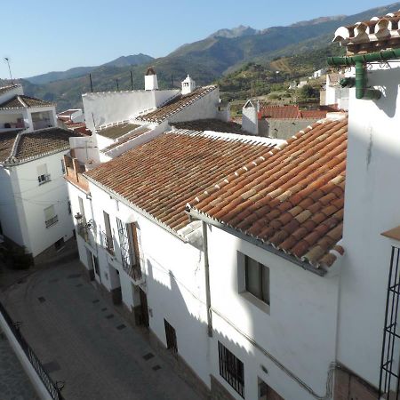 Casa Las Tres Conchas Yunquera Luaran gambar