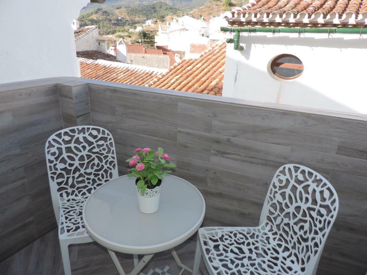 Casa Las Tres Conchas Yunquera Luaran gambar