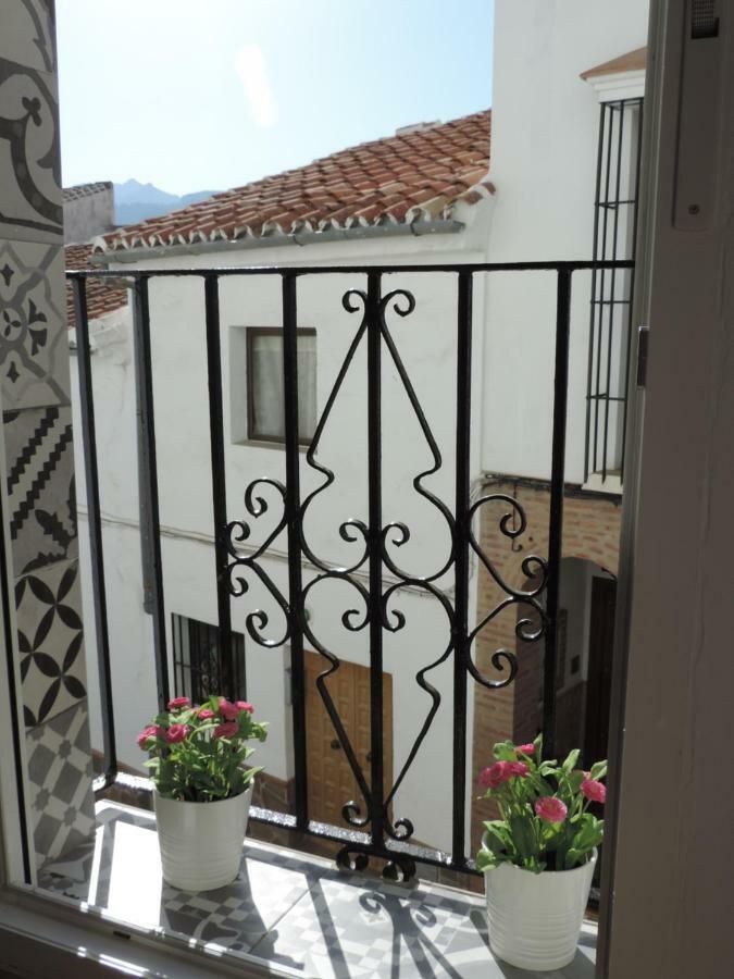 Casa Las Tres Conchas Yunquera Luaran gambar